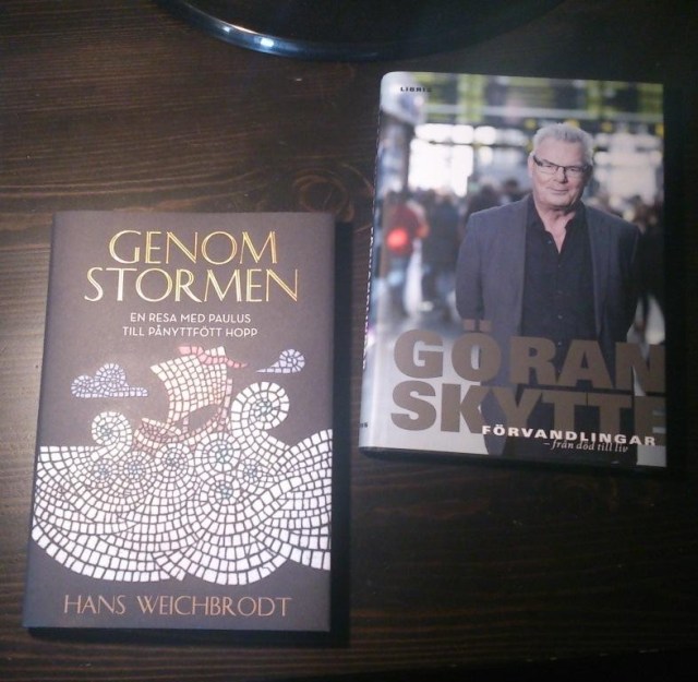 Dagens bokinköp från boktältet på Europakonferensen