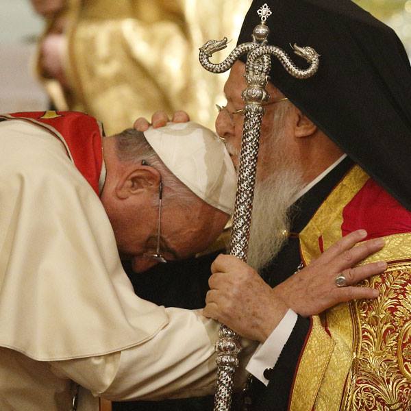 S:t Georgskyrkan i Istanbul 29 nov 2014 i samband med ekumenisk vesper inför S:t Andreas-dagen.  Foto: CNS /Paul Haring